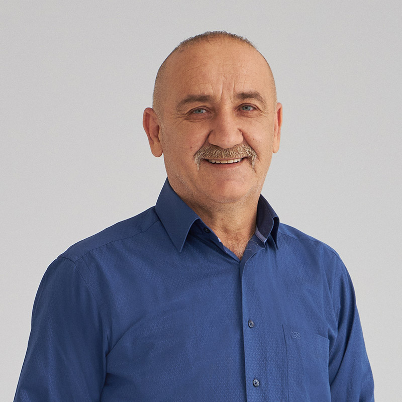 Sefer Demir